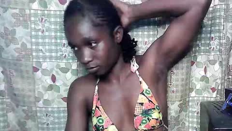 Snapshot of creamyxsugar chatting on 11/02/25, 06:21 creamyxsugar online show from 11/02/25, 06:21