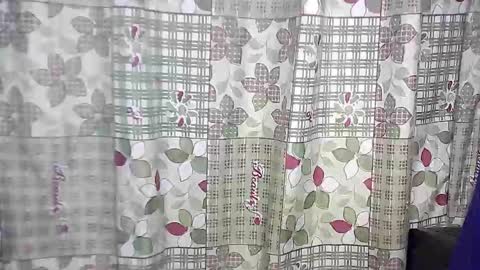 Snapshot of creamyxsugar chatting on 11/19/25, 06:52 creamyxsugar online show from 11/19/25, 06:52