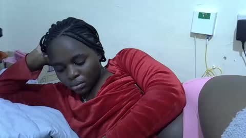 creamyypussyy online show from 11/27/25, 12:24