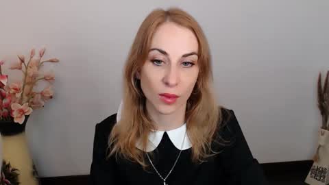 Lera online show from 10/08/25, 11:52