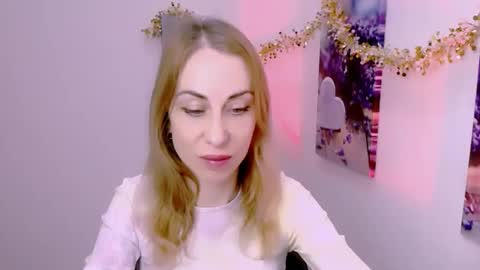 Lera online show from 12/20/25, 02:35