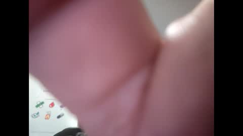 Snapshot of creeeping_death chatting on 01/10/25, 05:58 The hopeless romantic online show from 01/10/25, 05:58