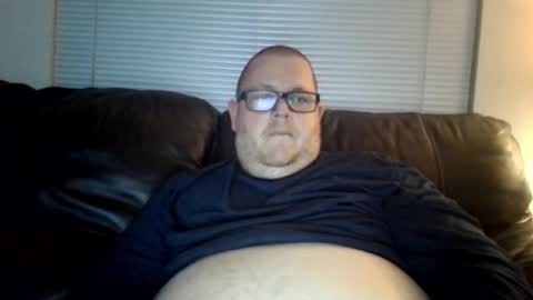 Snapshot of creeeping_death chatting on 02/21/25, 10:50 The hopeless romantic online show from 02/21/25, 10:50