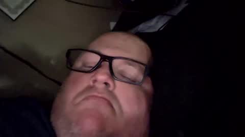 Snapshot of creeeping_death chatting on 03/11/25, 05:02 The hopeless romantic online show from 03/11/25, 05:02