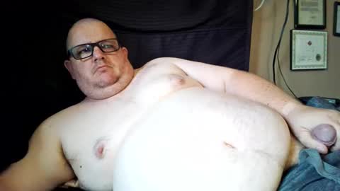 Snapshot of creeeping_death chatting on 09/19/25, 06:52 The hopeless romantic online show from 09/19/25, 06:52