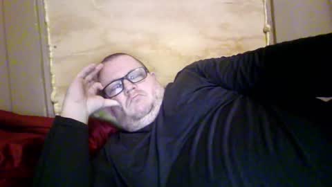 The hopeless romantic online show from 12/19/25, 08:38