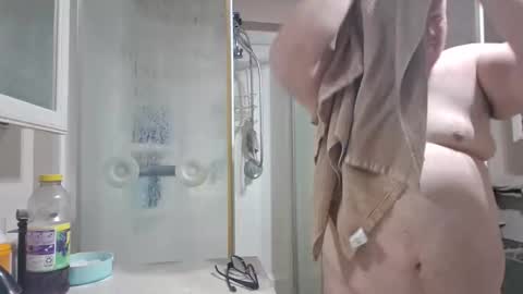 The hopeless romantic online show from 12/20/25, 08:43