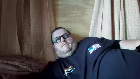 Snapshot of creeeping_death chatting on 05/17/26, 11:56 The hopeless romantic online show from 05/17/26, 11:56