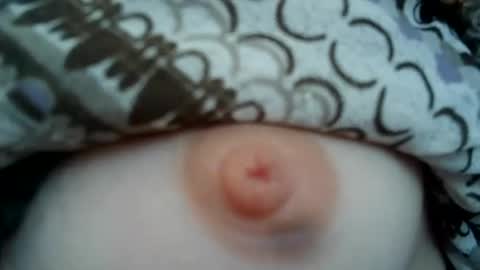 Snapshot of cremina chatting on 03/10/25, 01:10 cremina online show from 03/10/25, 01:10
