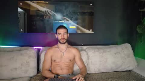 CRHISTIAN online show from 04/12/26, 03:28