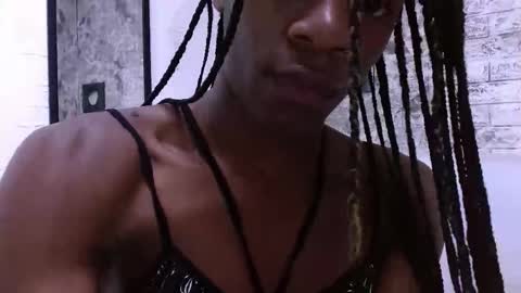 Snapshot of criisbrown_ chatting on 11/21/25, 11:09 CriisBrown online show from 11/21/25, 11:09