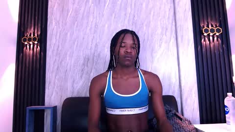 Snapshot of criisbrown_ chatting on 12/03/25, 11:52 CriisBrown online show from 12/03/25, 11:52