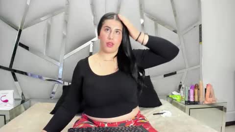 Criistaal   online show from 02/03/26, 06:22