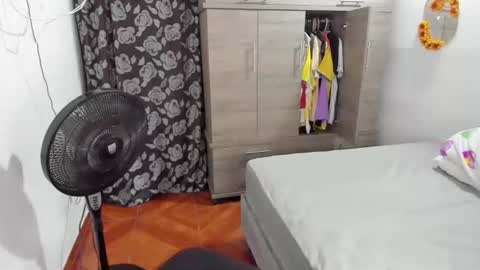 criistal_0 online show from 07/16/26, 02:06