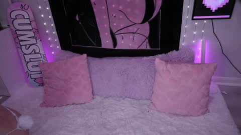 Snapshot of crimsonkitten chatting on 04/06/26, 03:37 Crimson Kitten online show from 04/06/26, 03:37