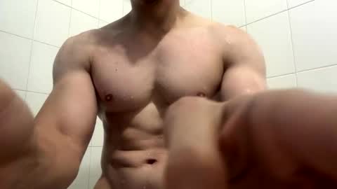 Snapshot of cris2428 chatting on 02/13/25, 03:39 cris2428 online show from 02/13/25, 03:39