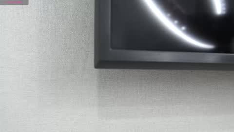 Snapshot of cris__alex__ chatting on 12/17/24, 03:28 Gold Couple online show from 12/17/24, 03:28