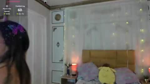 Snapshot of cris_milk chatting on 07/27/26, 07:21 Cris Milk online show from 07/27/26, 07:21