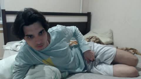 Snapshot of cris_peace chatting on 12/14/25, 06:45 JOIN IN A FAN CLUB AND YOU WILL HAVE 90 OF MY PHOTOVIDEO FREE FANSLY - online show from 12/14/25, 06:45