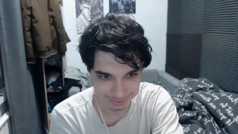 Snapshot of cris_peace chatting on 03/24/26, 07:30 JOIN IN A FAN CLUB AND YOU WILL HAVE 90 OF MY PHOTOVIDEO FREE FANSLY - online show from 03/24/26, 07:30