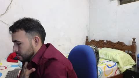 cris_simons online show from 12/28/24, 08:04