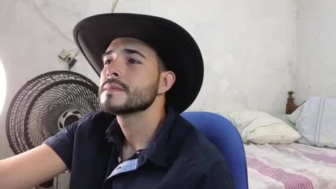 cris_simons online show from 01/18/25, 07:37