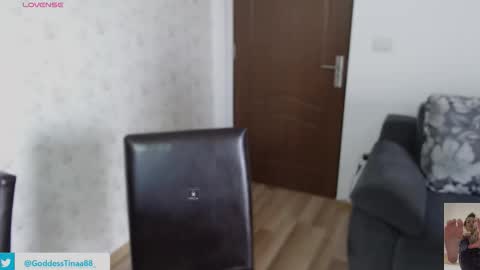 Snapshot of cris_tinne chatting on 11/07/25, 07:30 cris_tinne online show from 11/07/25, 07:30