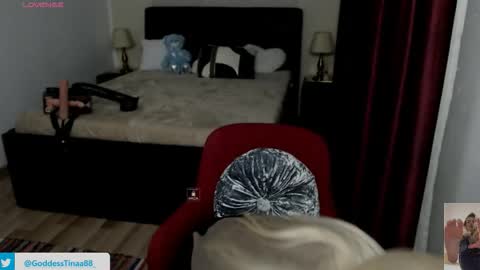 cris_tinne online show from 01/13/26, 04:23