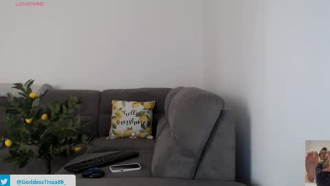 Snapshot of cris_tinne chatting on 04/12/26, 03:28 cris_tinne online show from 04/12/26, 03:28