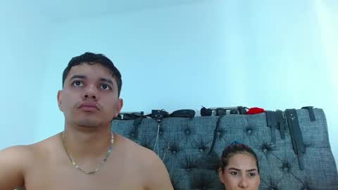 Snapshot of crisandmery chatting on 03/05/25, 02:45 CRISANDMERY online show from 03/05/25, 02:45