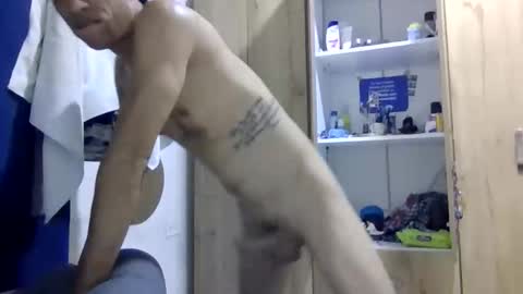 crisespitia25 online show from 04/03/26, 05:33