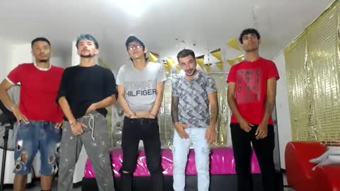 Snapshot of crismens chatting on 02/25/25, 03:20 crismens online show from 02/25/25, 03:20