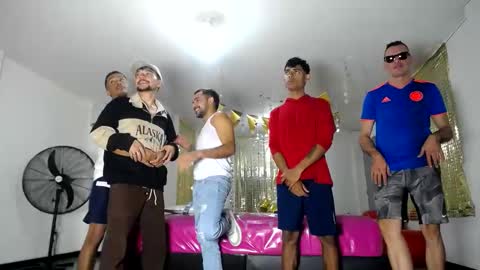 Snapshot of crismens chatting on 03/02/25, 03:24 crismens online show from 03/02/25, 03:24