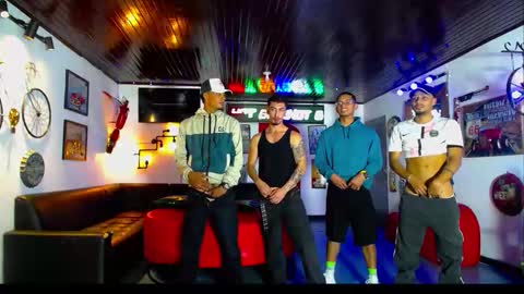 Snapshot of crismens chatting on 12/01/25, 08:14 crismens online show from 12/01/25, 08:14