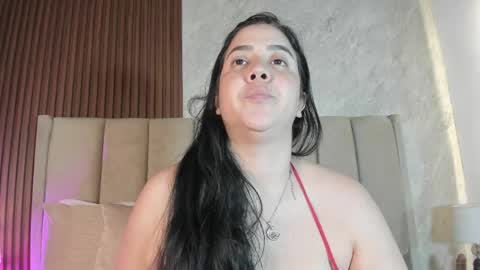 Snapshot of criss__spiicy chatting on 04/24/26, 08:11 criss spiicy online show from 04/24/26, 08:11