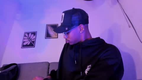 Snapshot of criss_zuri chatting on 04/27/26, 12:03 criss_zuri online show from 04/27/26, 12:03