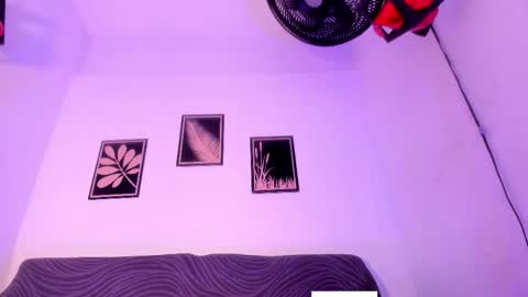 Snapshot of criss_zuri chatting on 05/12/26, 11:40 criss_zuri online show from 05/12/26, 11:40
