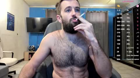 Snapshot of crissstud chatting on 01/11/26, 10:42 Criss online show from 01/11/26, 10:42