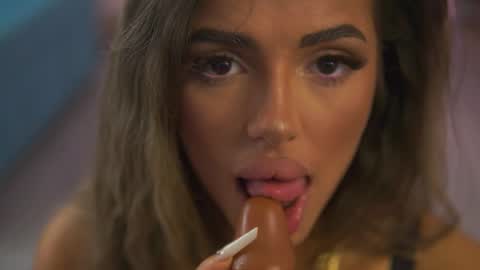 Snapshot of crisstyblair chatting on 04/03/26, 10:13 Crissy online show from 04/03/26, 10:13