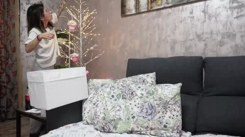 Snapshot of crissy_love chatting on 12/12/24, 10:42 crissy_love online show from 12/12/24, 10:42