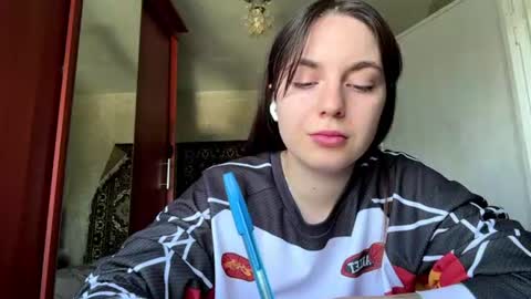 Snapshot of cristabonifer chatting on 07/20/26, 10:39 Annie online show from 07/20/26, 10:39