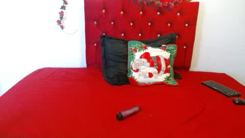 Snapshot of cristal541658 chatting on 12/04/25, 04:48 cristal541658 online show from 12/04/25, 04:48