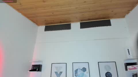 Snapshot of cristal__hot_1 chatting on 02/11/25, 07:02 Cristal online show from 02/11/25, 07:02