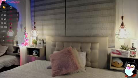 Snapshot of cristal__hot_1 chatting on 11/14/25, 04:55 Cristal online show from 11/14/25, 04:55