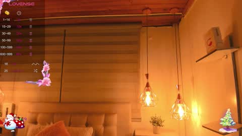 Snapshot of cristal__hot_1 chatting on 11/24/25, 04:01 Cristal online show from 11/24/25, 04:01