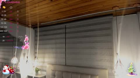 Snapshot of cristal__hot_1 chatting on 12/01/25, 04:06 Cristal online show from 12/01/25, 04:06