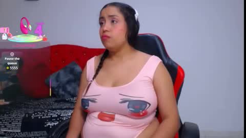 Milena online show from 10/17/25, 12:47