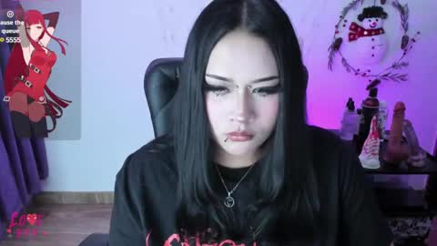 Snapshot of cristal_kosh chatting on 01/04/25, 04:22 Cris online show from 01/04/25, 04:22