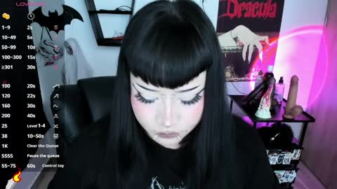 Snapshot of cristal_kosh chatting on 05/28/26, 08:50 Cris online show from 05/28/26, 08:50