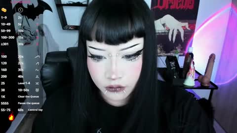Snapshot of cristal_kosh chatting on 07/15/26, 09:20 Cris online show from 07/15/26, 09:20